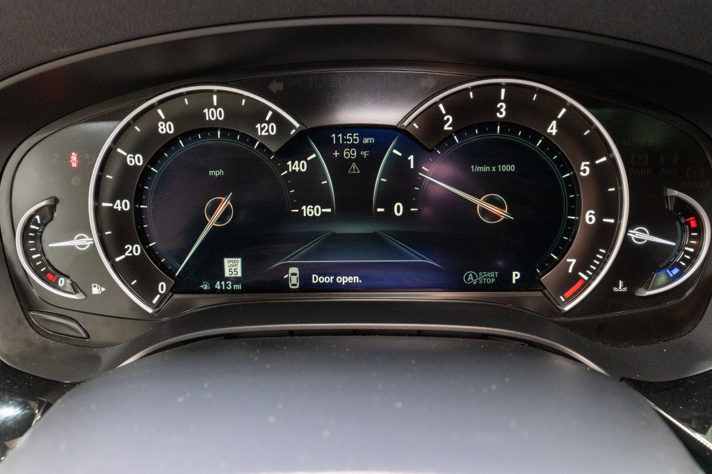 2019 BMW 5 Series Image 23