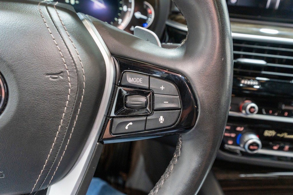 2019 BMW 5 Series Image 24