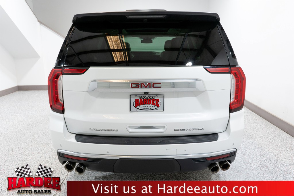 2023 GMC Yukon Image 4