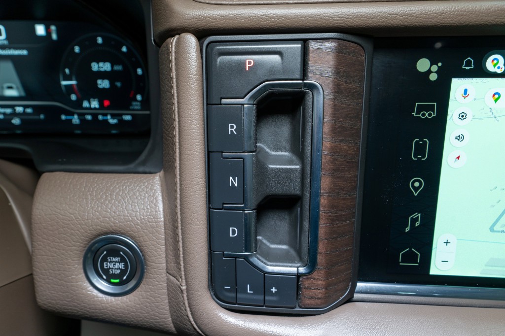 2023 GMC Yukon Image 25