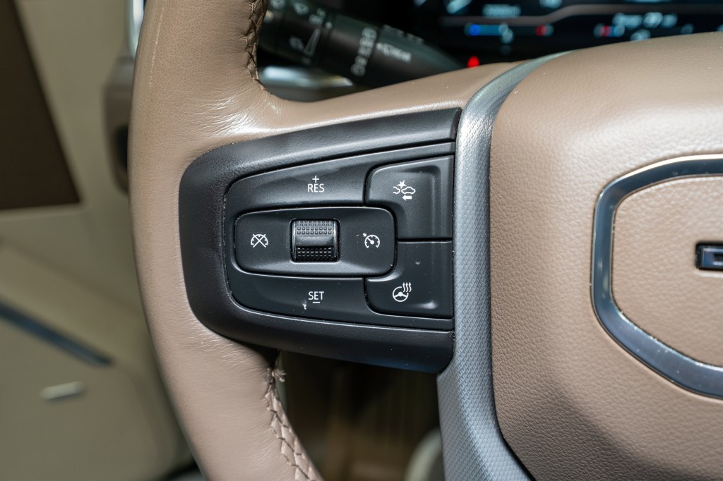 2023 GMC Yukon Image 28