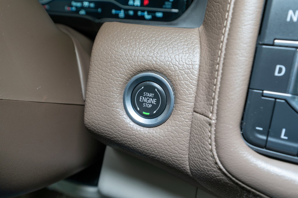 2023 GMC Yukon Image 30