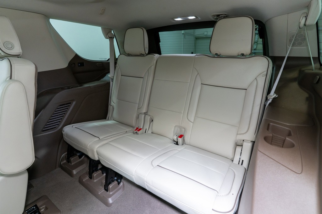2023 GMC Yukon Image 34