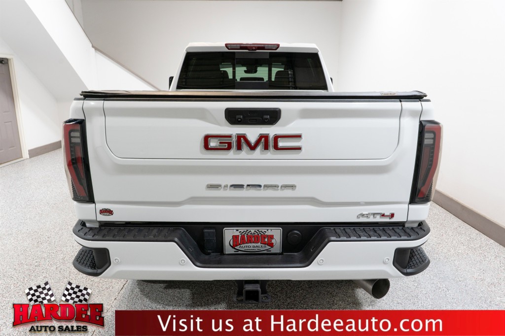 2024 GMC Sierra 2500 Image 4