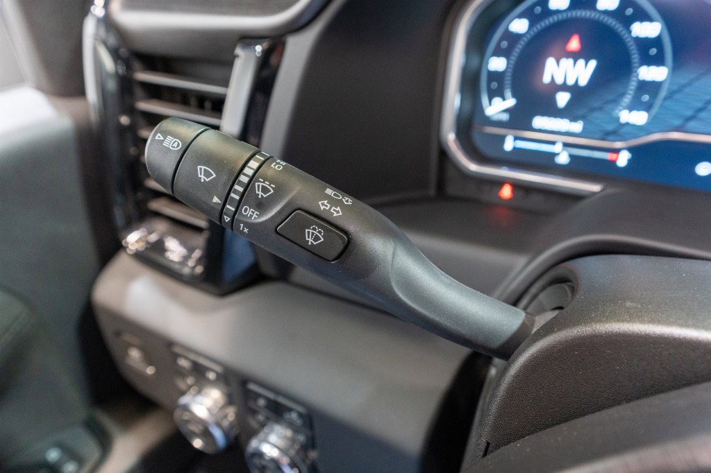 2024 GMC Sierra 2500 Image 32