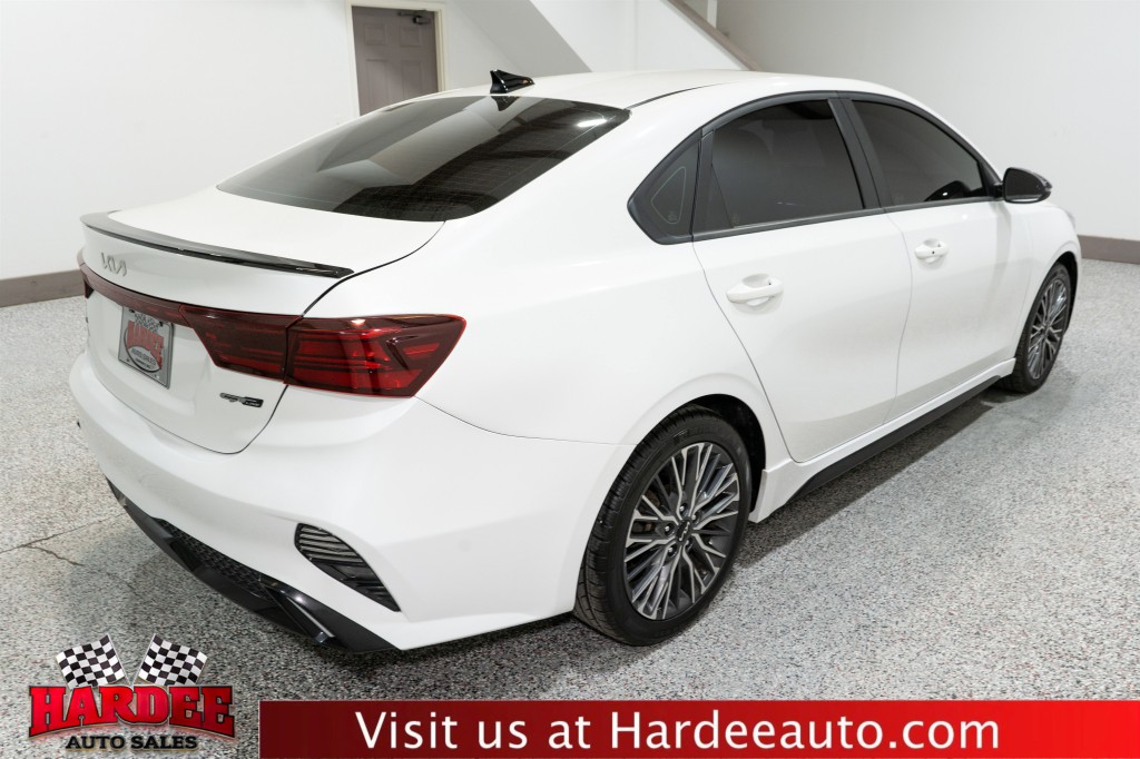 2023 Kia Forte Image 5