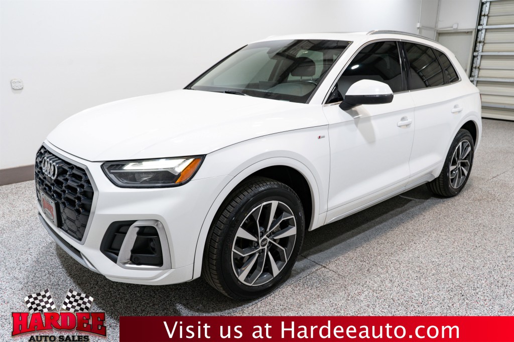 2022 Audi Q5 Image 2