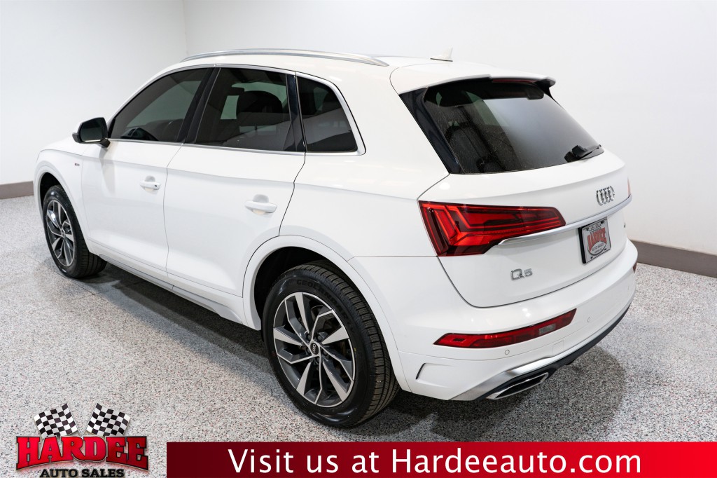 2022 Audi Q5 Image 3