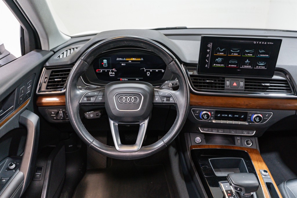 2022 Audi Q5 Image 11