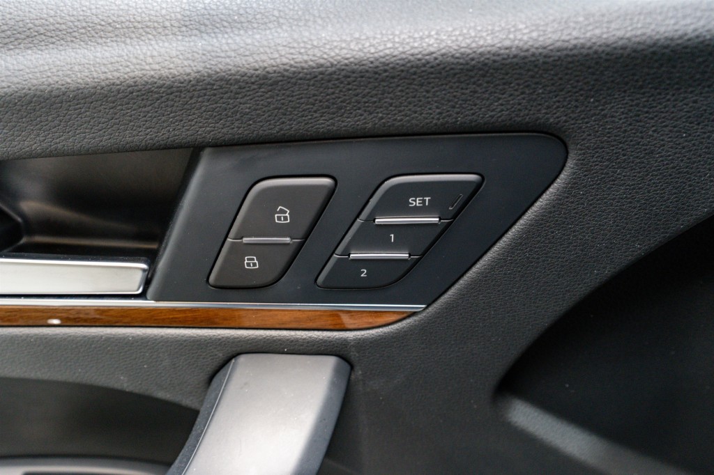 2022 Audi Q5 Image 13