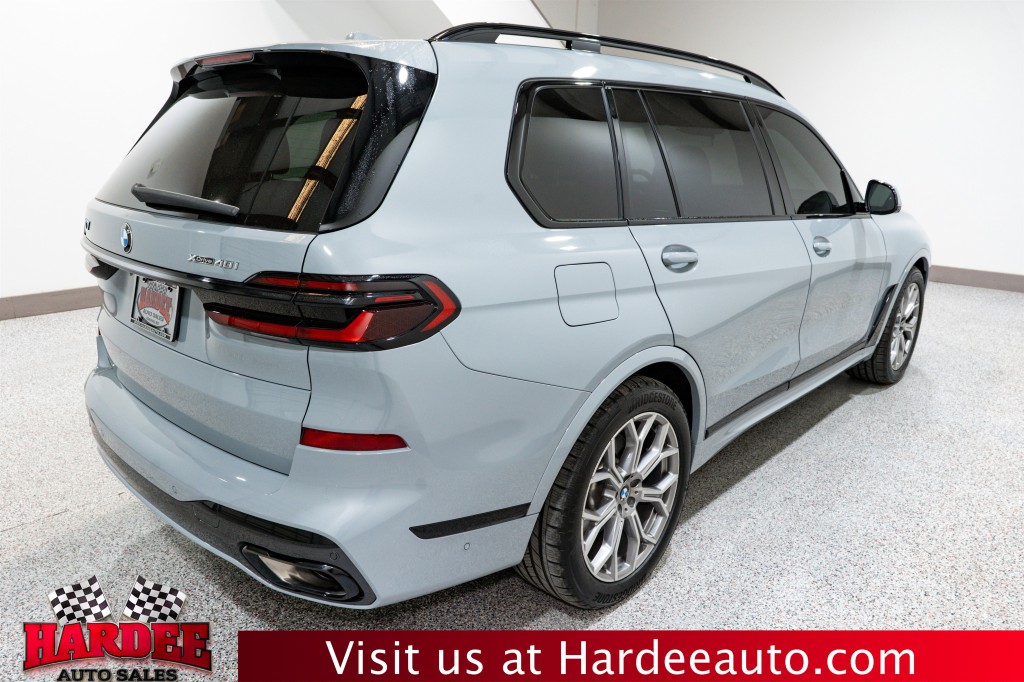 2024 BMW X7 Image 5