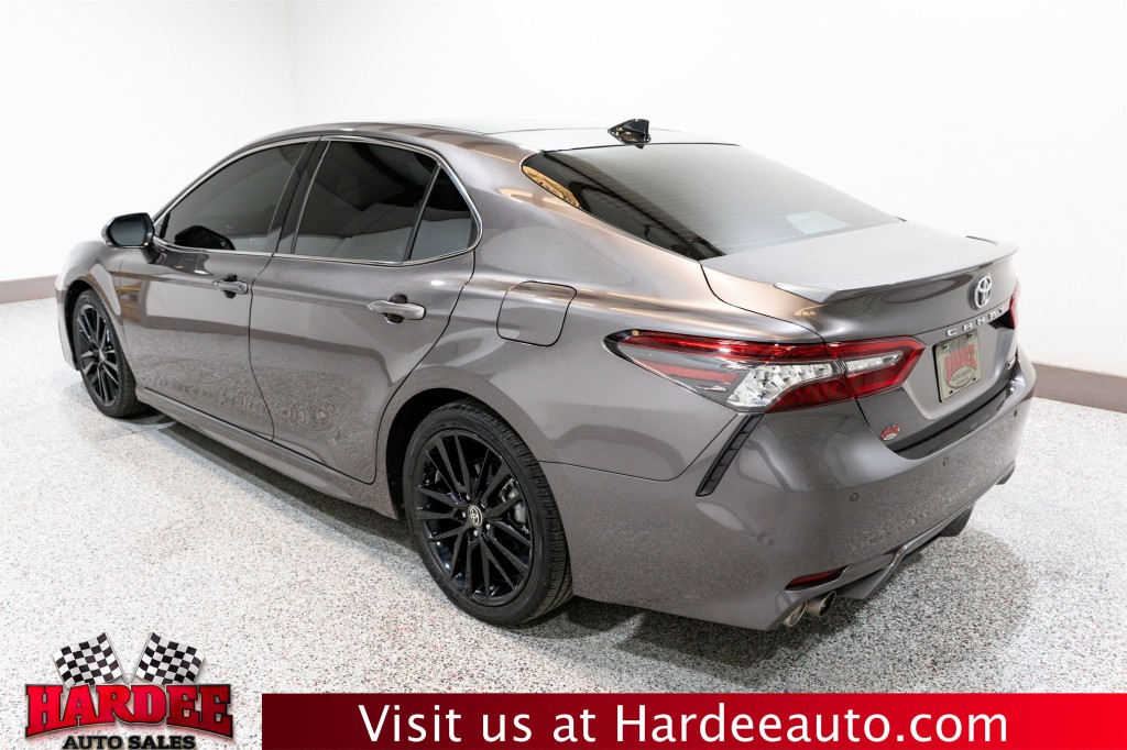 2023 Toyota Camry Image 3