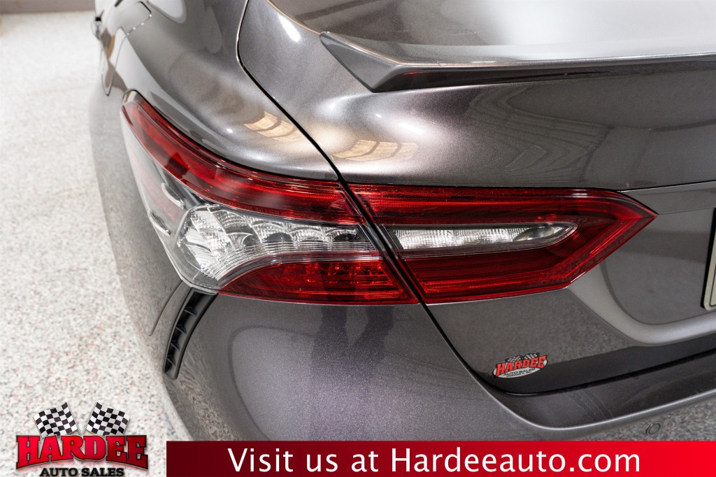 2023 Toyota Camry Image 9