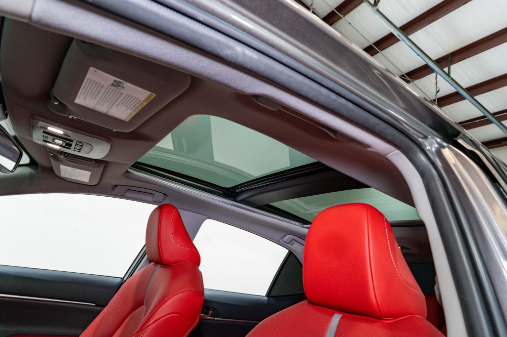 2023 Toyota Camry Image 16