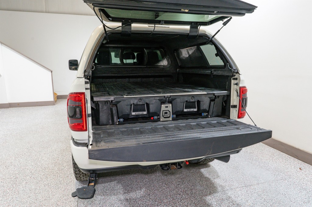 2023 RAM 3500 Image 11