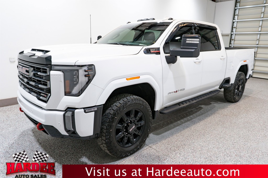 2024 GMC Sierra 2500 Image 2