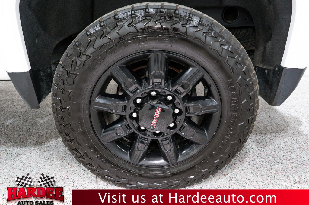 2024 GMC Sierra 2500 Image 10