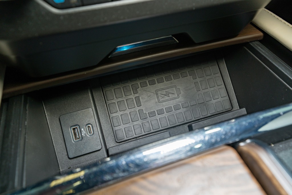 2020 Ford Expedition Image 24