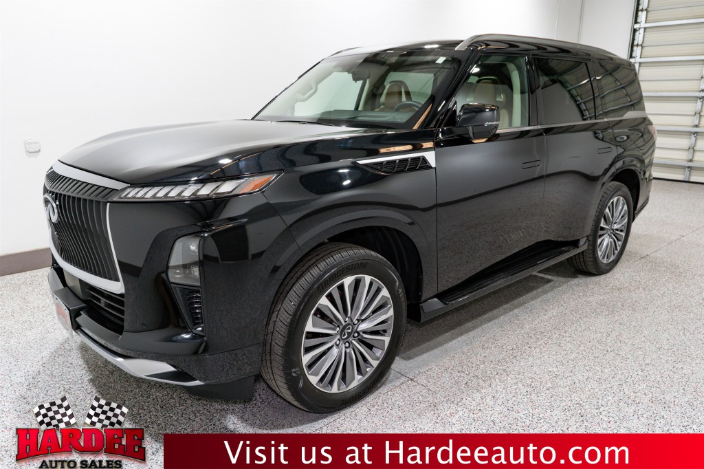 2025 INFINITI QX80 Image 2