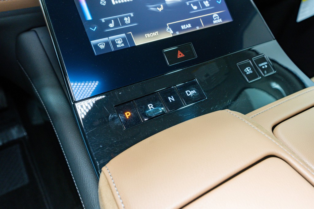 2025 INFINITI QX80 Image 27