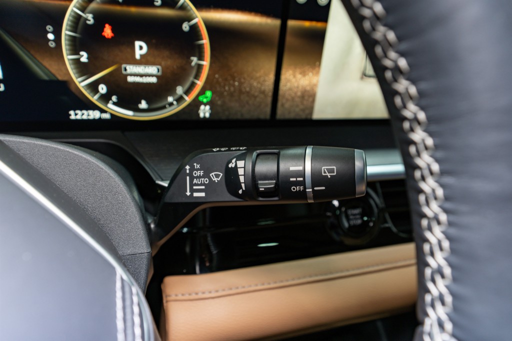 2025 INFINITI QX80 Image 31