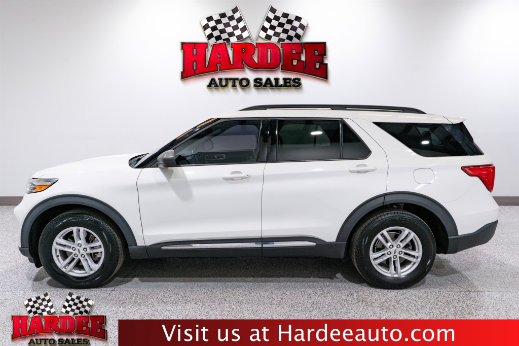 2020 Ford Explorer Image 1