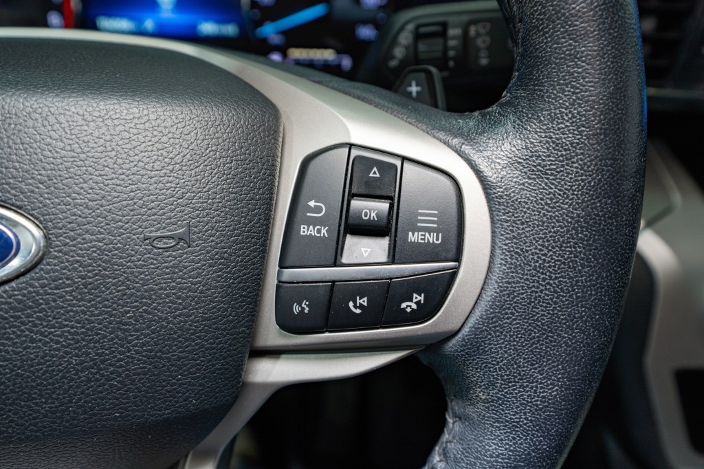 2020 Ford Explorer Image 23