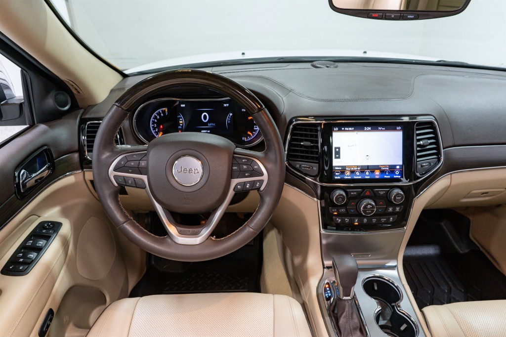 2020 Jeep Grand Cherokee Image 11