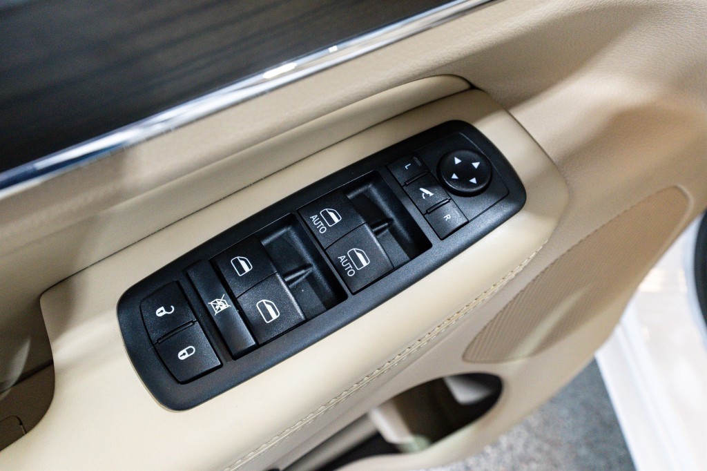 2020 Jeep Grand Cherokee Image 14