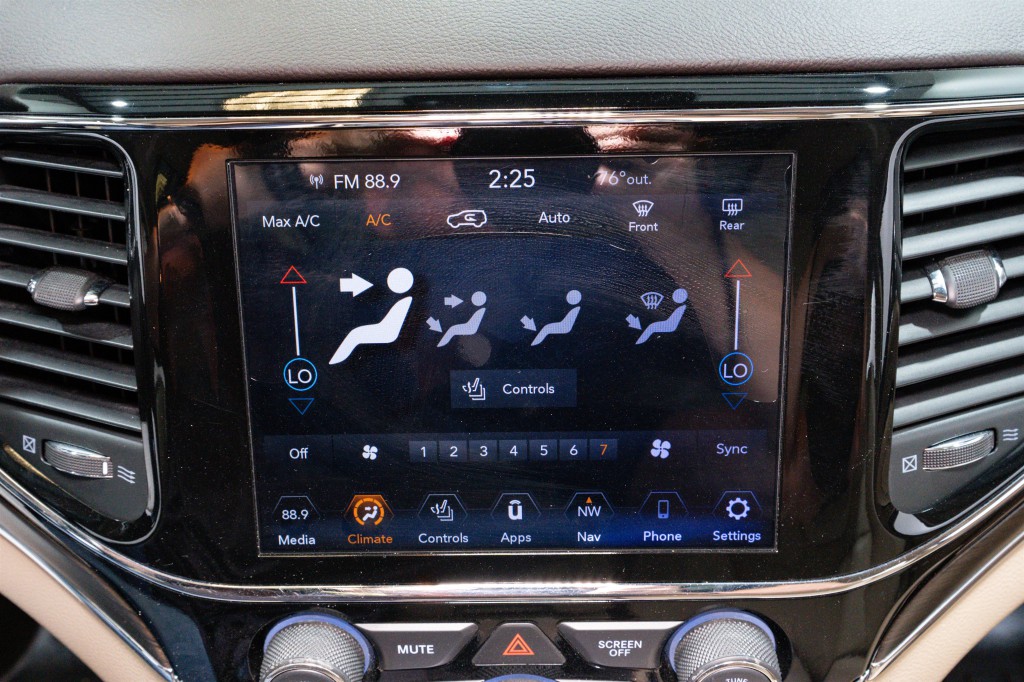 2020 Jeep Grand Cherokee Image 19