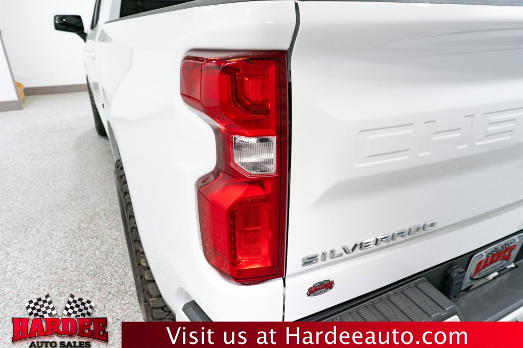 2024 Chevrolet Silverado 1500 Image 9