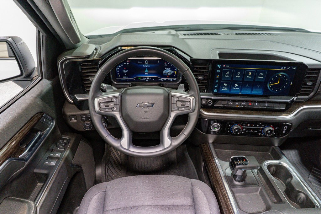 2024 Chevrolet Silverado 1500 Image 12
