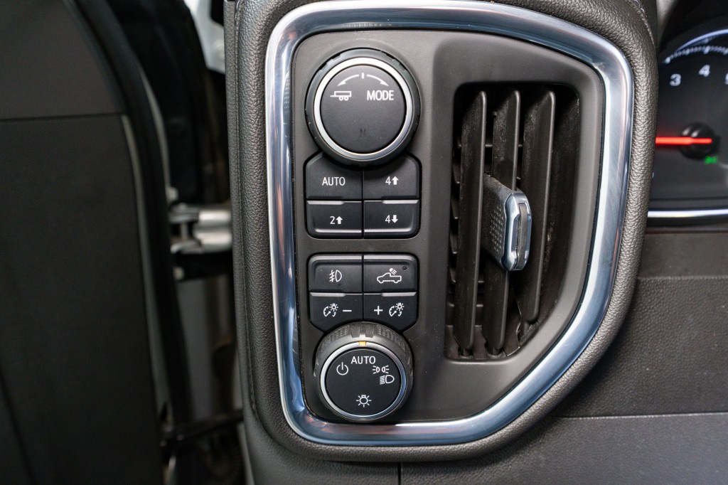 2021 Chevrolet Silverado 1500 Image 32