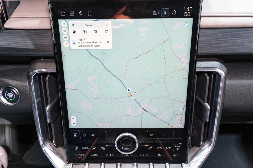 2024 GMC Acadia Image 17