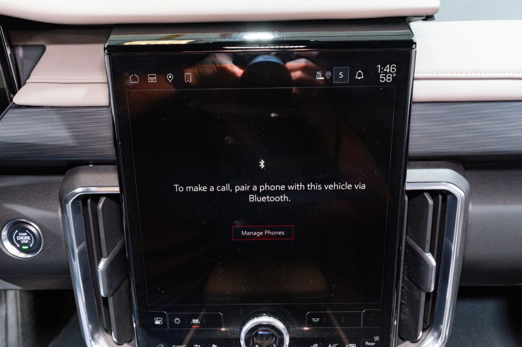 2024 GMC Acadia Image 20