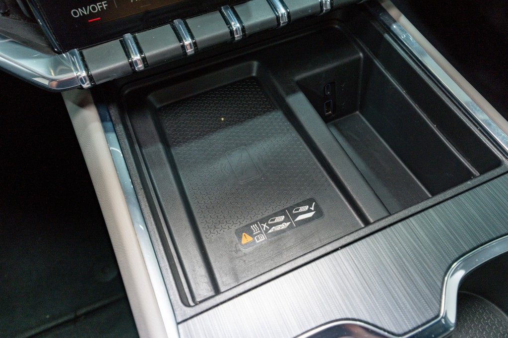 2024 GMC Acadia Image 23