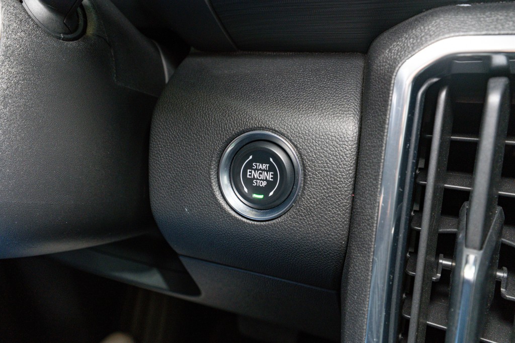 2024 GMC Acadia Image 24