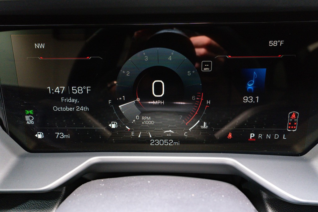 2024 GMC Acadia Image 25