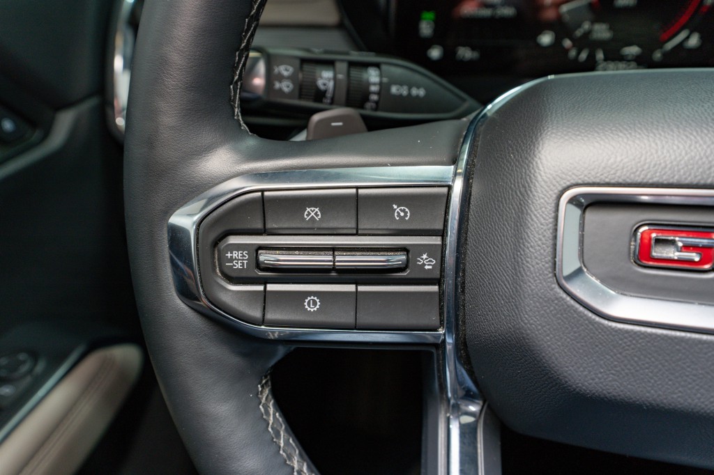 2024 GMC Acadia Image 27