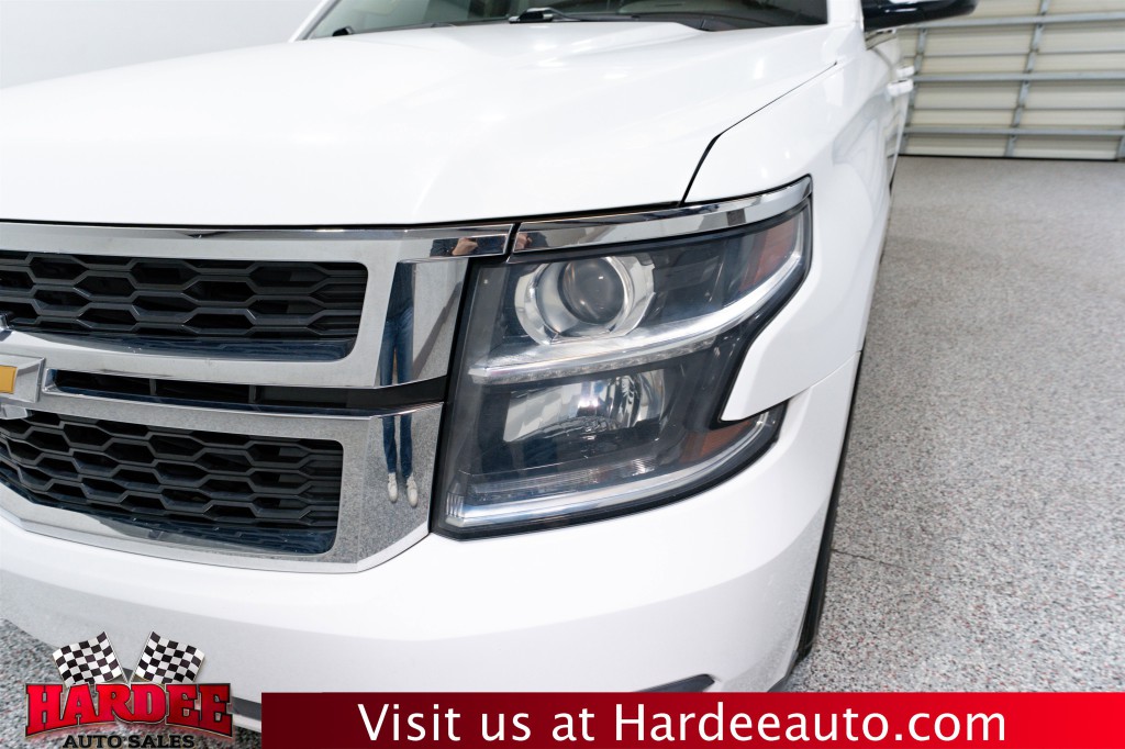 2018 Chevrolet Suburban Image 8