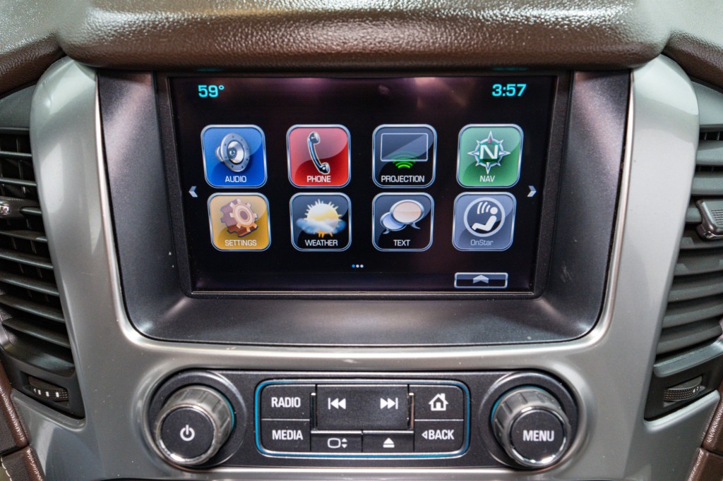 2018 Chevrolet Suburban Image 18