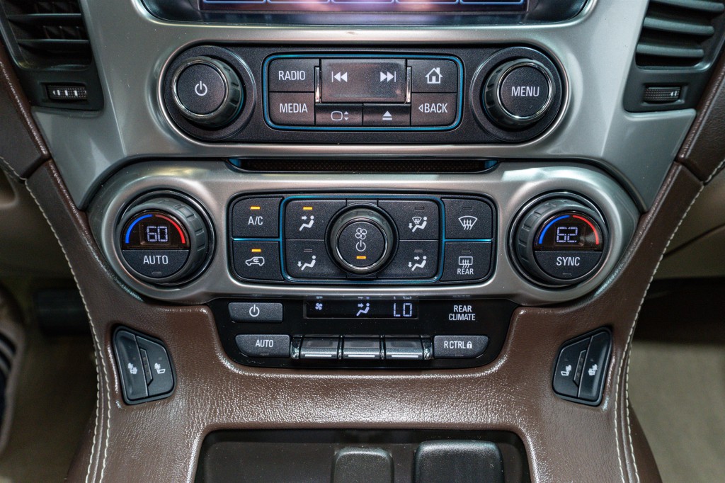 2018 Chevrolet Suburban Image 22