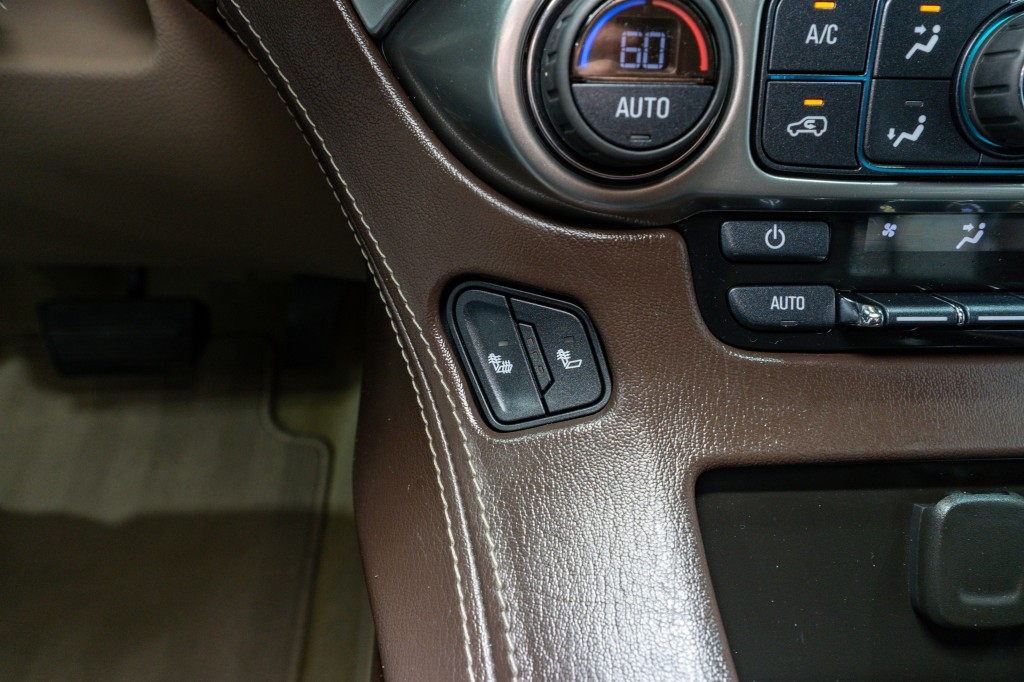 2018 Chevrolet Suburban Image 23