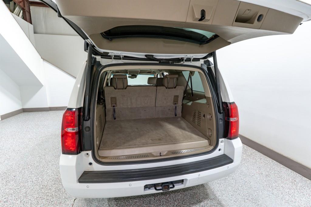 2018 Chevrolet Suburban Image 33