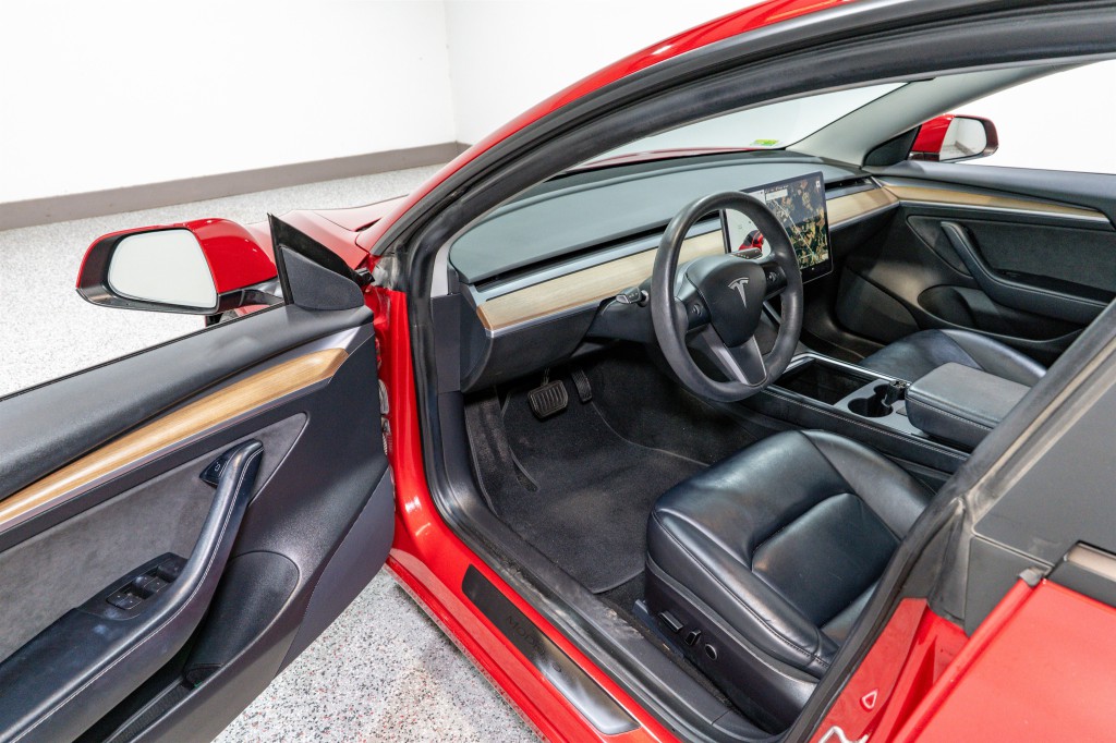 2021 Tesla Model 3 Image 10