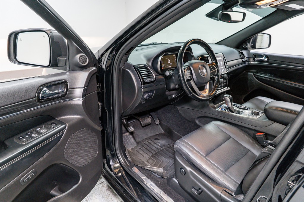 2021 Jeep Grand Cherokee Image 12