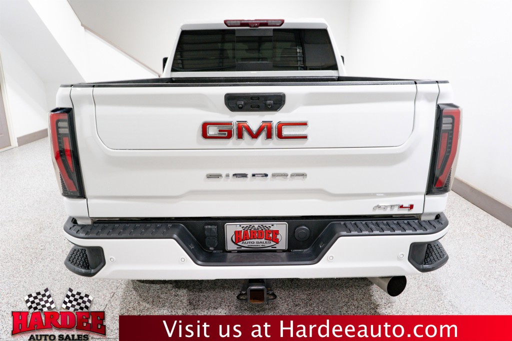 2024 GMC Sierra 2500 Image 4