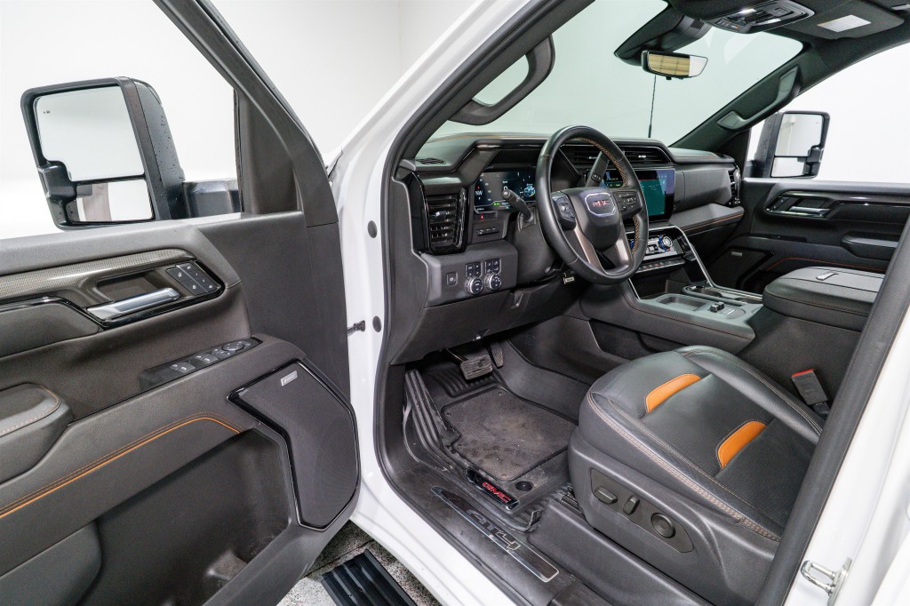 2024 GMC Sierra 2500 Image 15