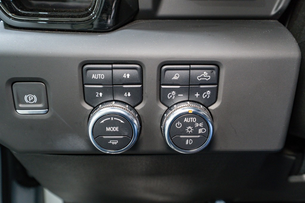 2024 GMC Sierra 2500 Image 36