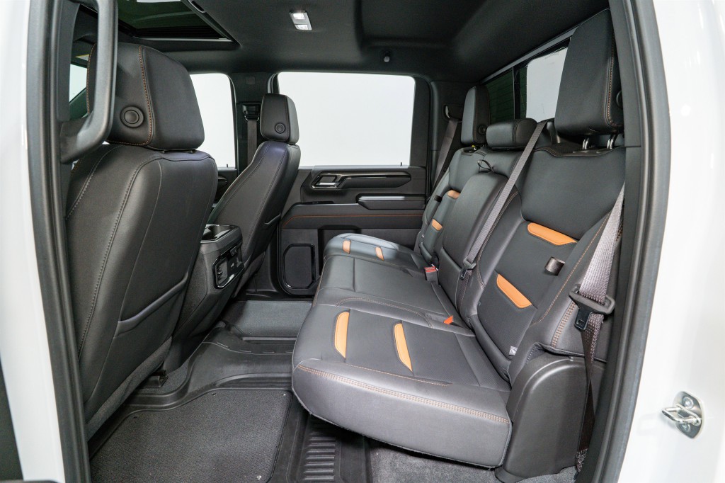 2024 GMC Sierra 2500 Image 37